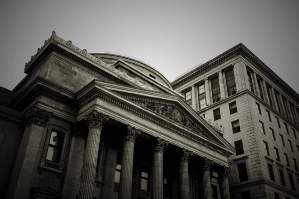 Fed Rate Pause Continues as Inflation Concerns Outweigh Growth Worries